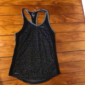 Black nike workout tank